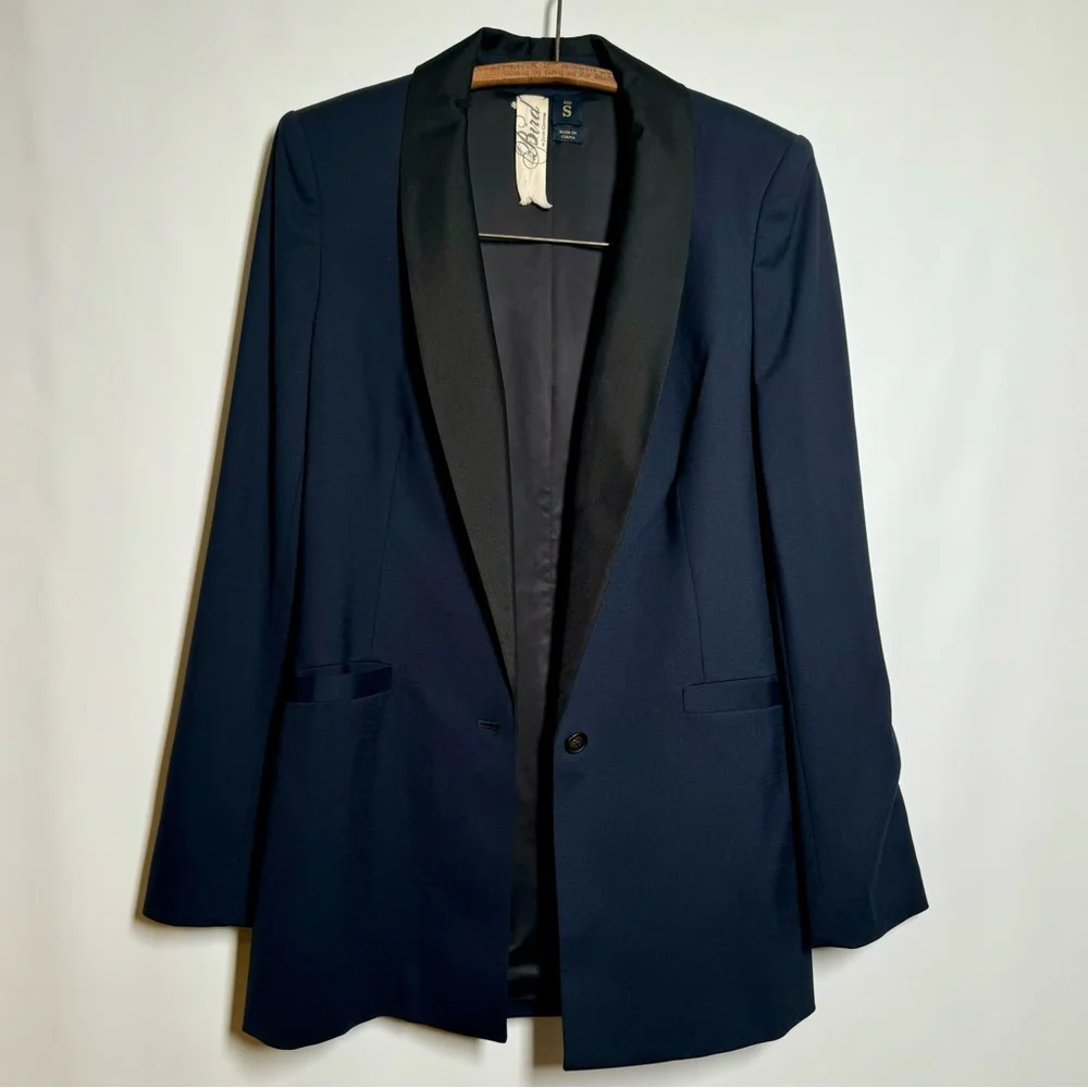 Bɪʀᴅ ʙʏ Jᴜɪᴄʏ Cᴏᴜᴛᴜʀᴇ Wᴏᴍᴇɴs Eʟᴏɴɢᴀᴛᴇᴅ Nᴀᴠʏ Cᴏɴᴛʀᴀsᴛ Lᴀᴘᴇʟ Bʟᴀᴢᴇʀ - Picture 3 of 14